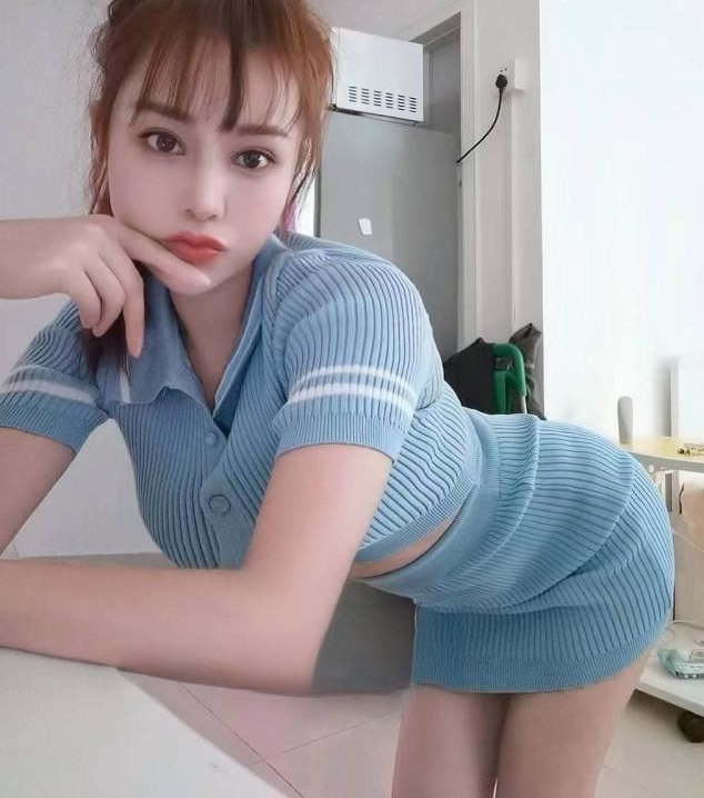 风骚大长腿小红红