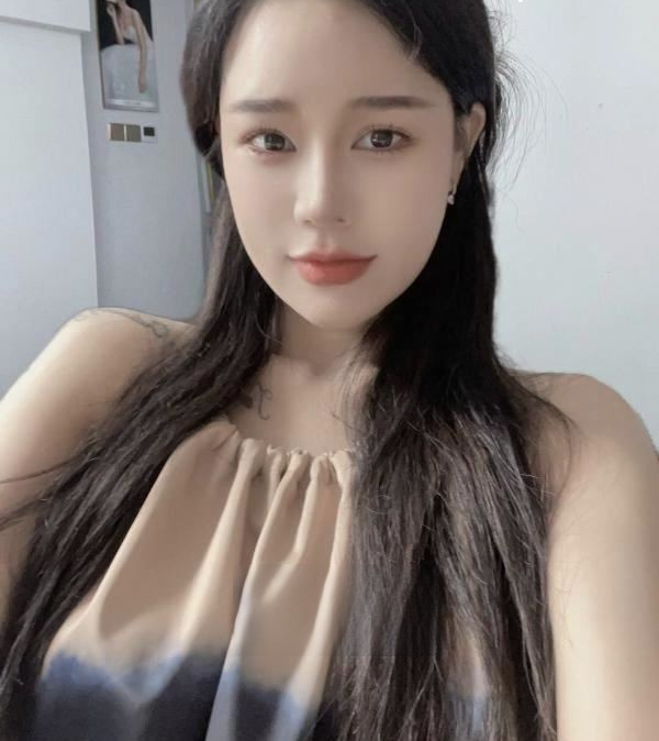 性感辣妹如梦妹子