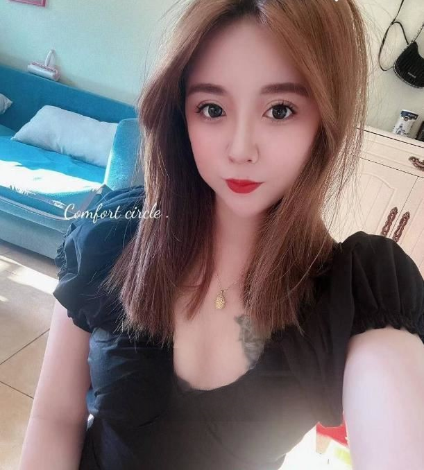 极品胸大腿长腰细粉