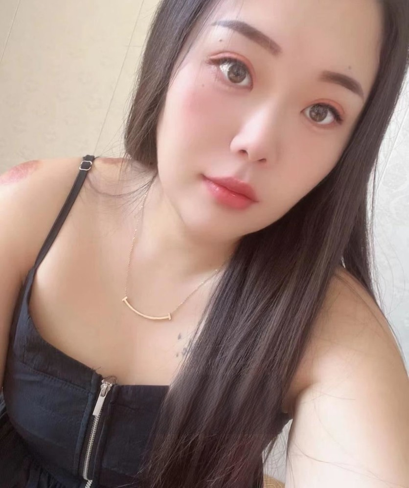 性感大胸琪琪