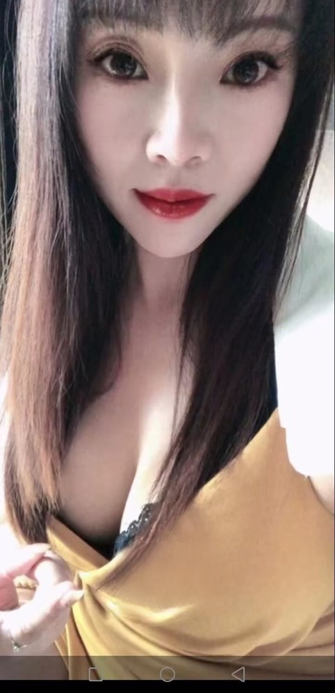 花都大胸乐乐