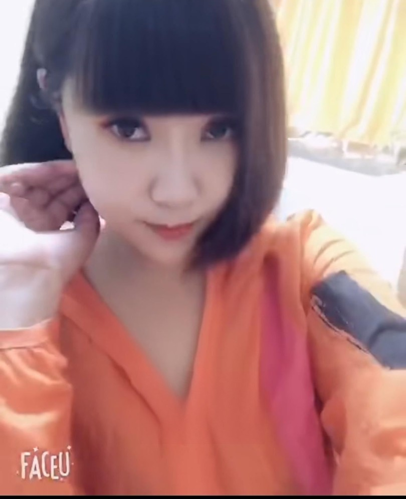 东北年轻短发少妇