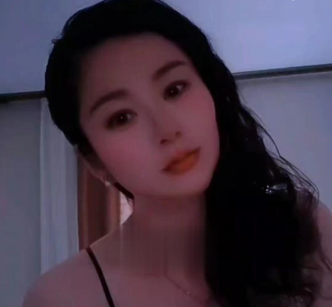 迈皋桥城中村少妇