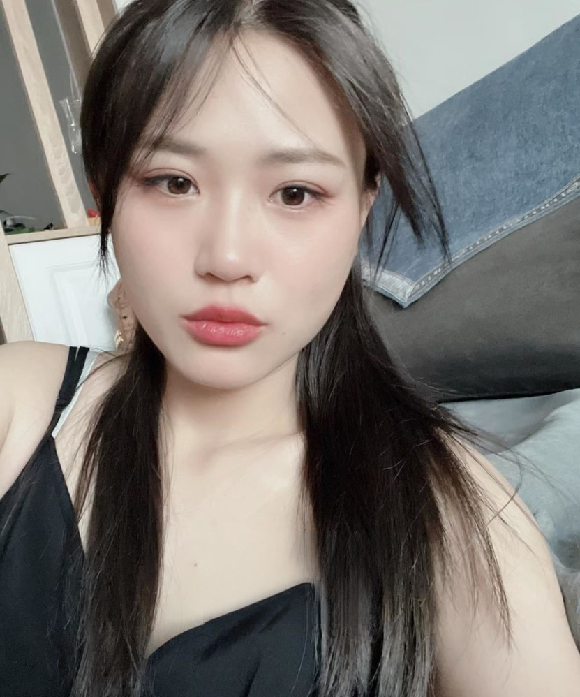 成都琳琳粉嫩小鲍鱼