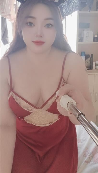 大奶乳房胖妹