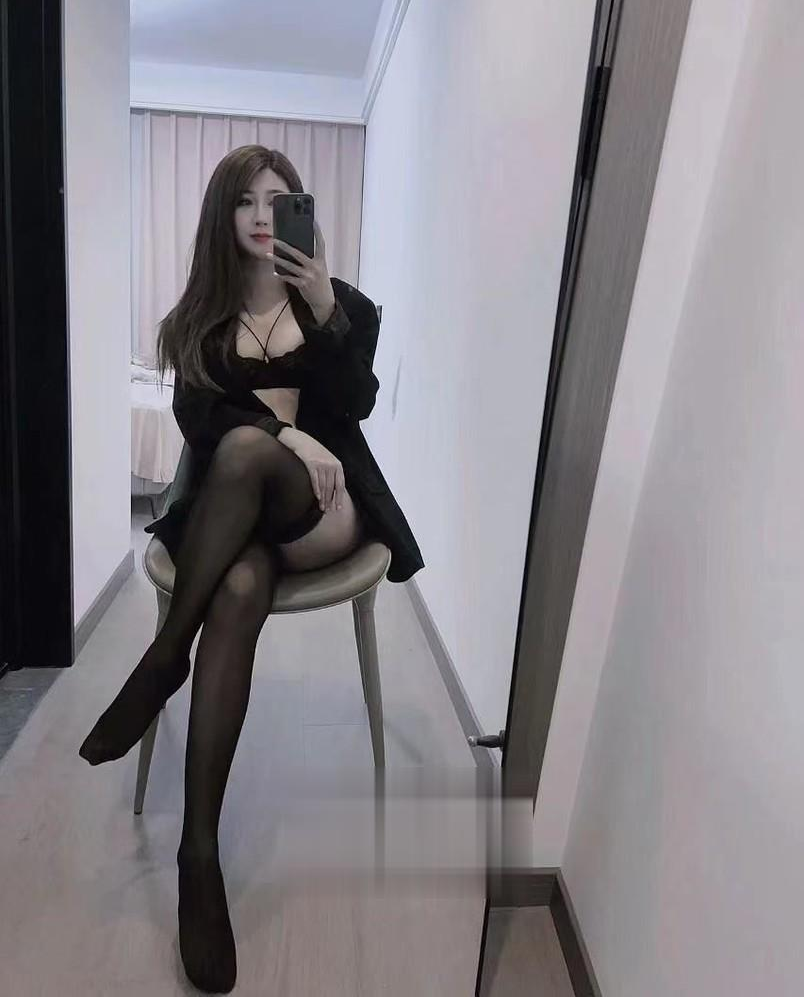 南京秦淮丝袜大长腿骚妹子