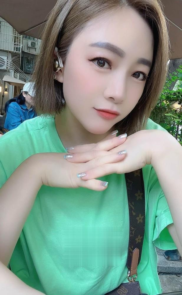 广州越秀区成熟御姐眼镜女