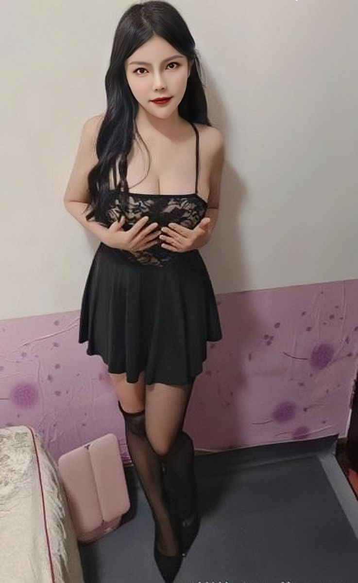静安靓丽长腿妹