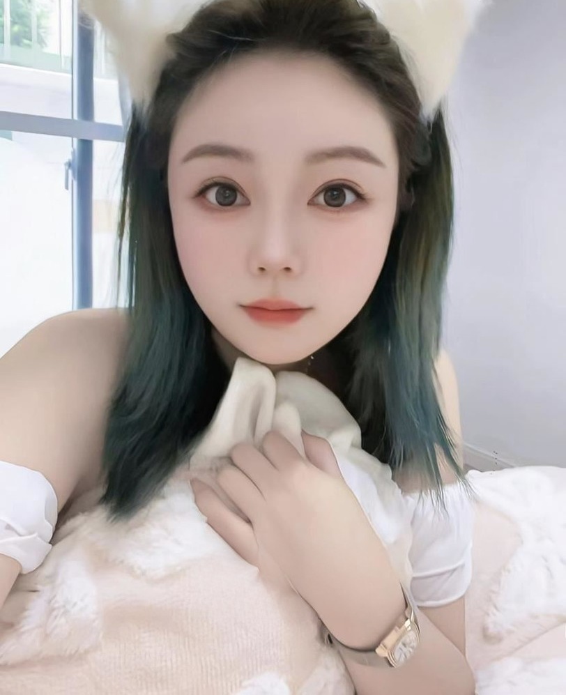大奶乐乐