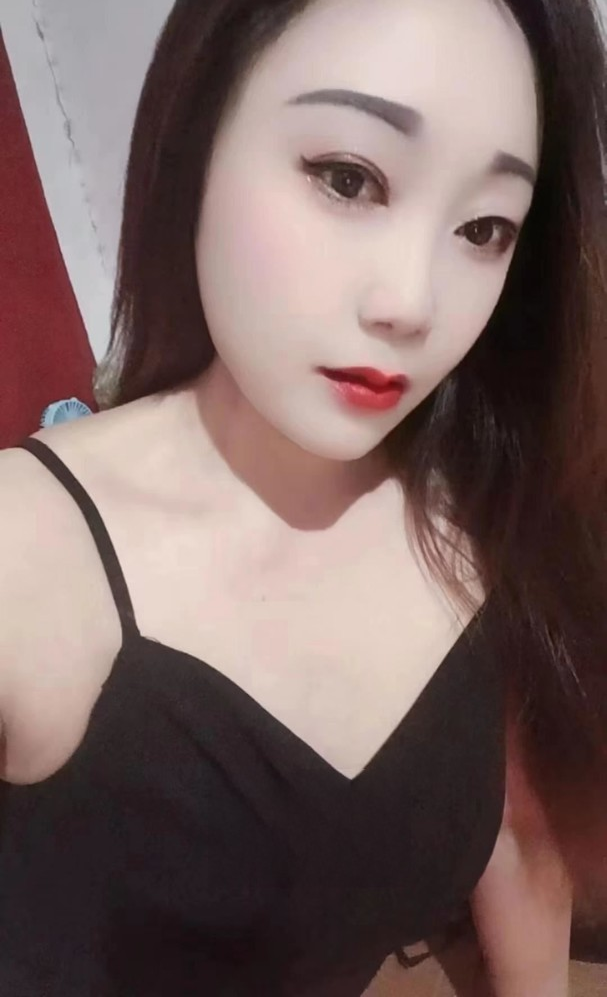 丰满大奶子大屁股川姐