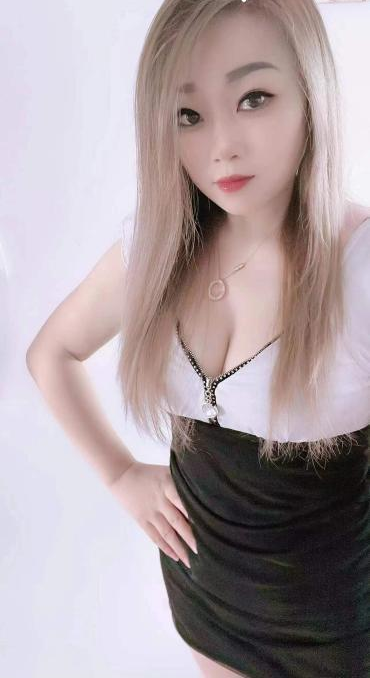 淫荡小姐姐真心诱人越插水越多