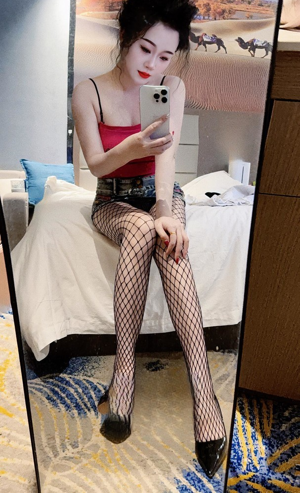 制服性感熟女