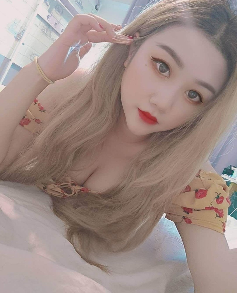 丰满D奶乳交少妇