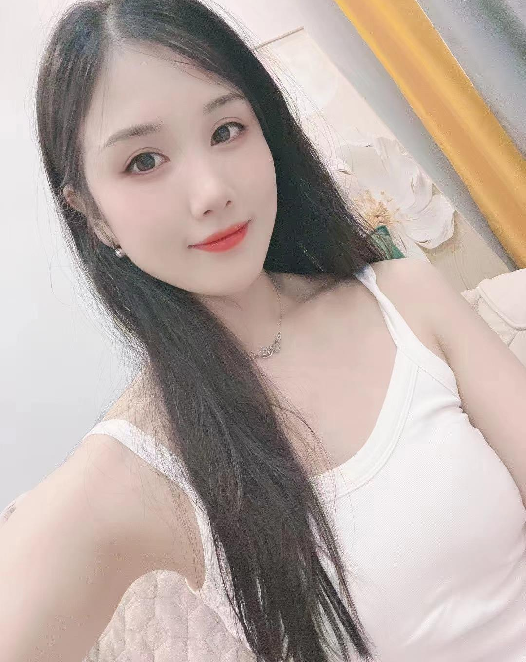 东莞清纯三点粉嫩大胸妹