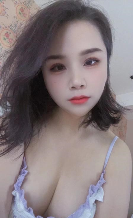 河西大奶小萝莉