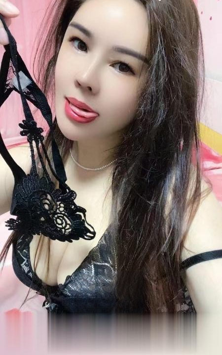 服务好非常风骚的妹子晴天