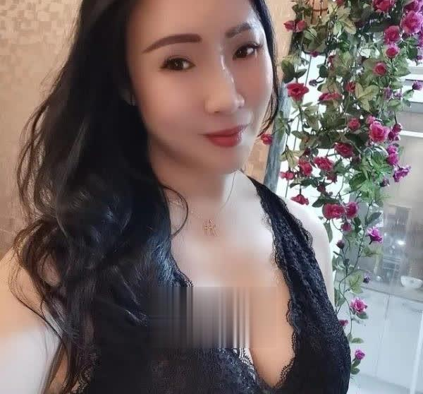 李沧大胸肥臀水床