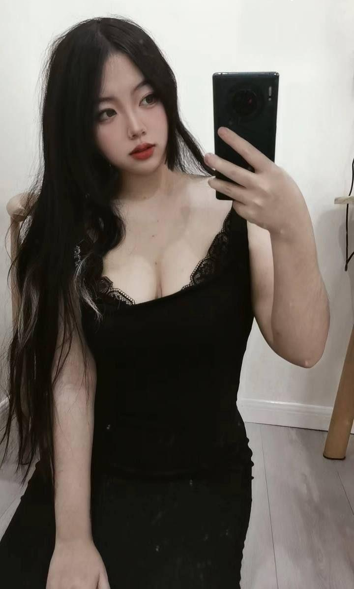 宁波身材苗条颜值美女