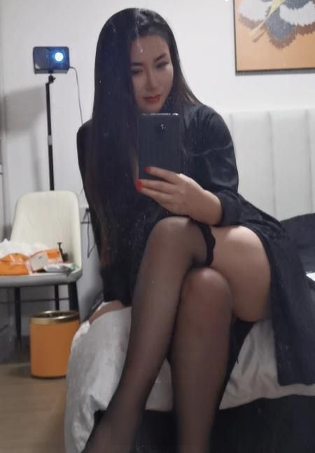 丰满长腿御姐
