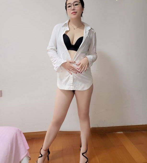 胸大活好的宝藏妹子