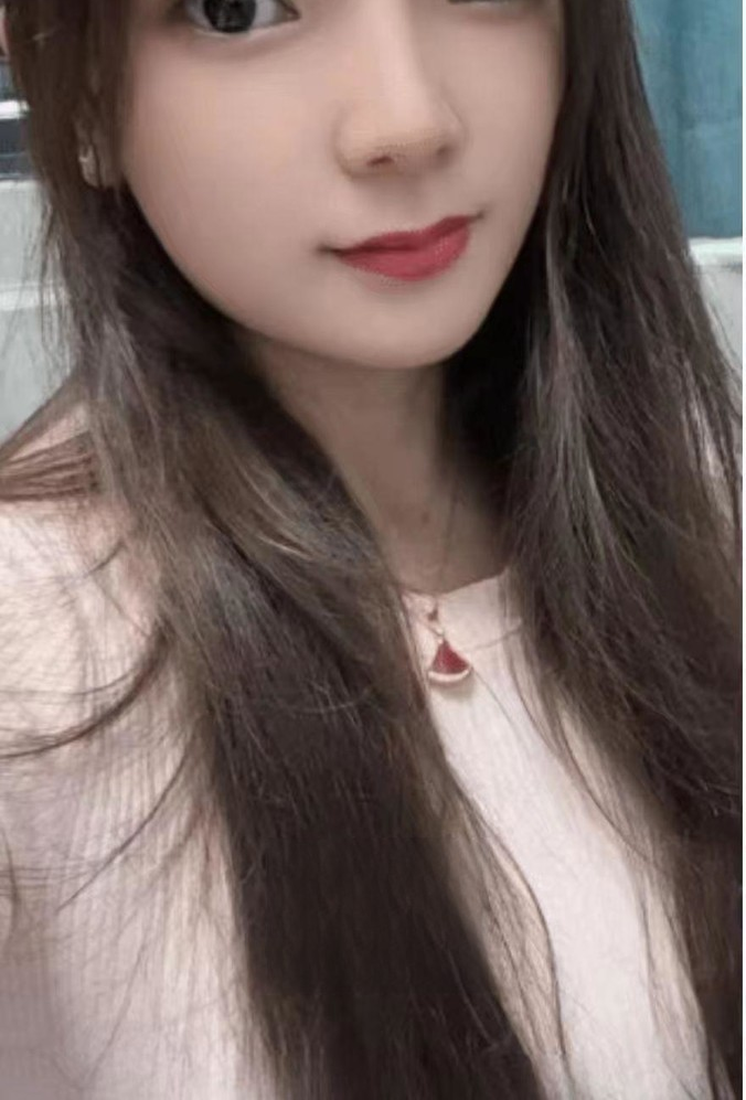 甜美软萌嫩妹