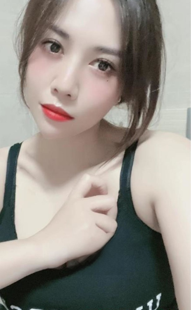 体验极品骚货