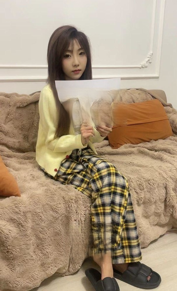 身材苗条小雪老师