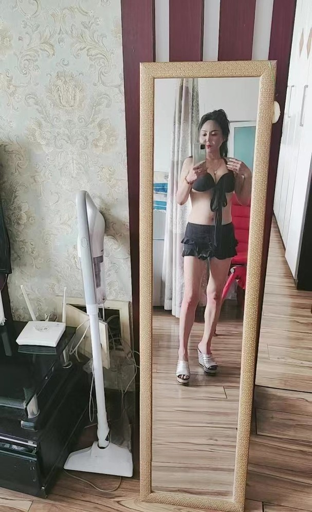 津南区小姐姐