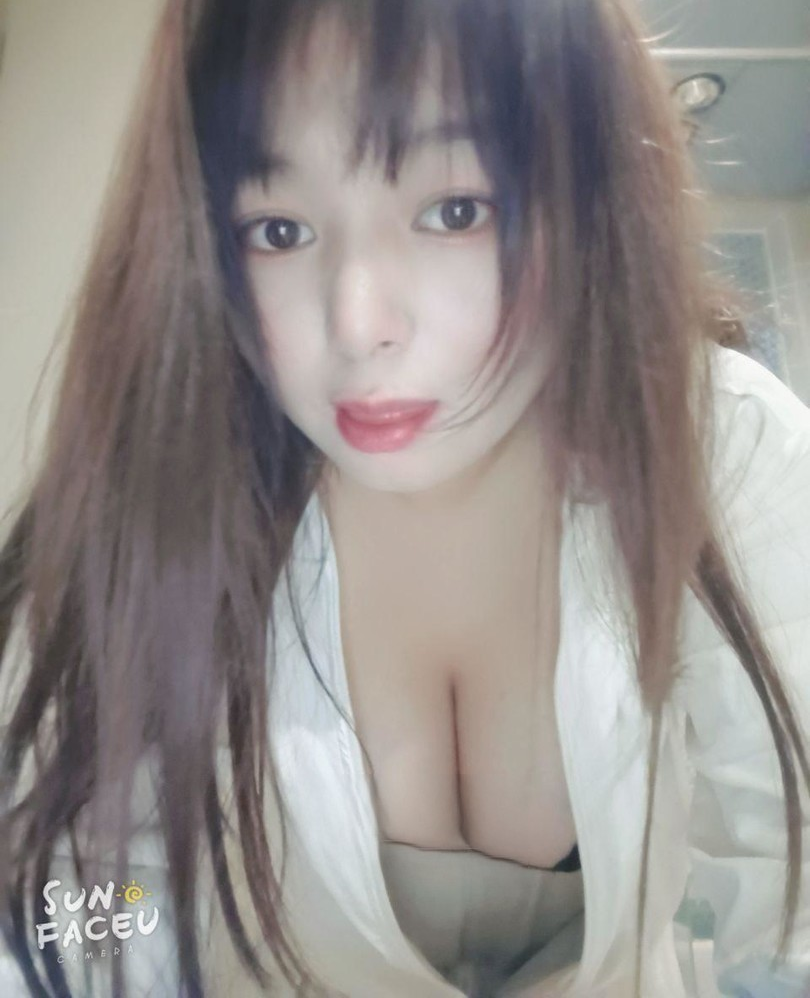 天河热情主动的青青
