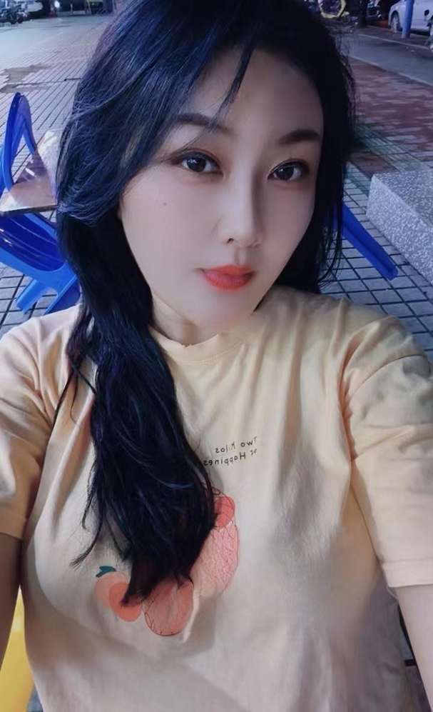海珠美少妇黄咪