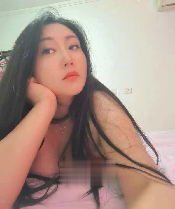 夜激情丸子头