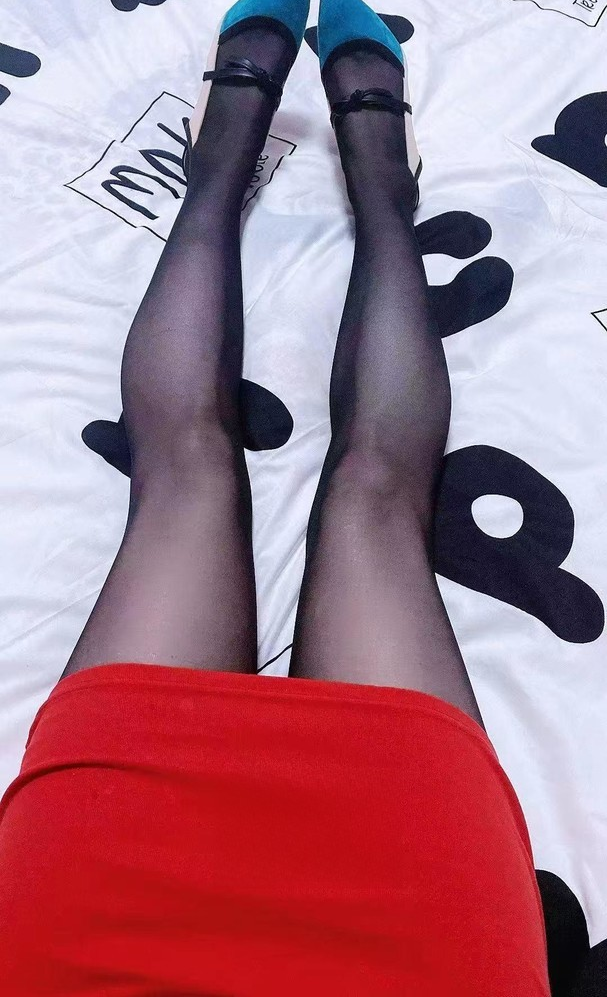 津南长腿少妇