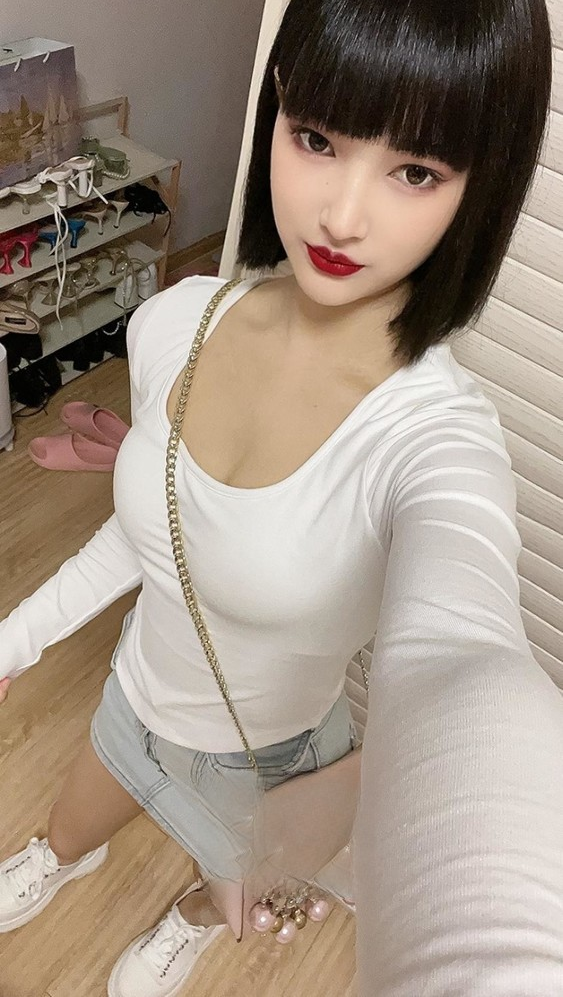 00号销魂白静粉嫩妹子