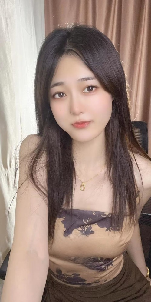 性感美臀大波浪小骚货