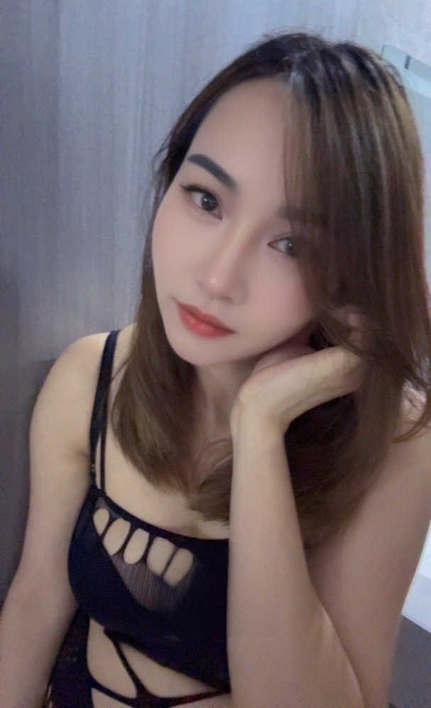 长腿气质型御姐