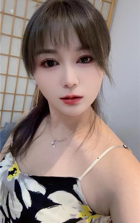 硚口性感巨乳漂亮小姐姐