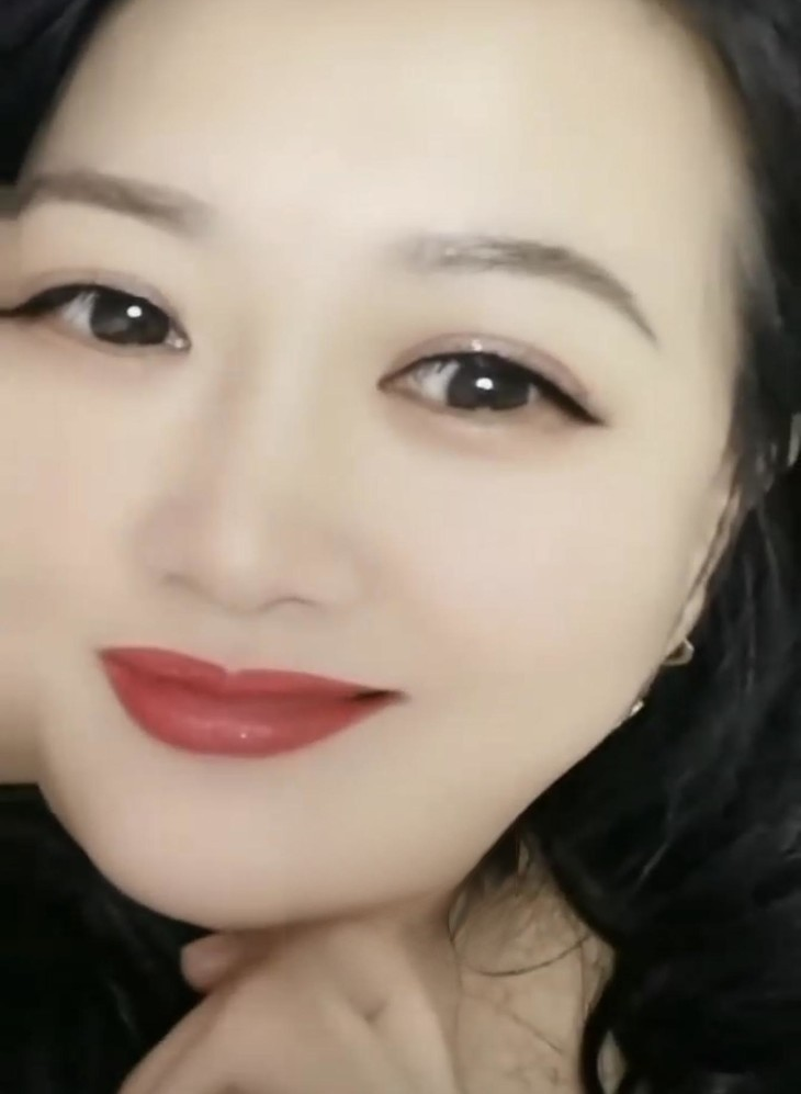 喷水巨乳