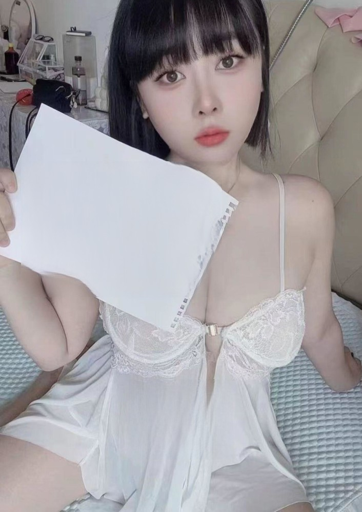 大奶优优