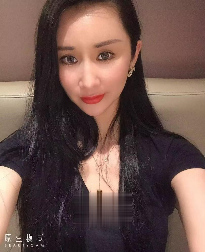 美容师抓龙筋
