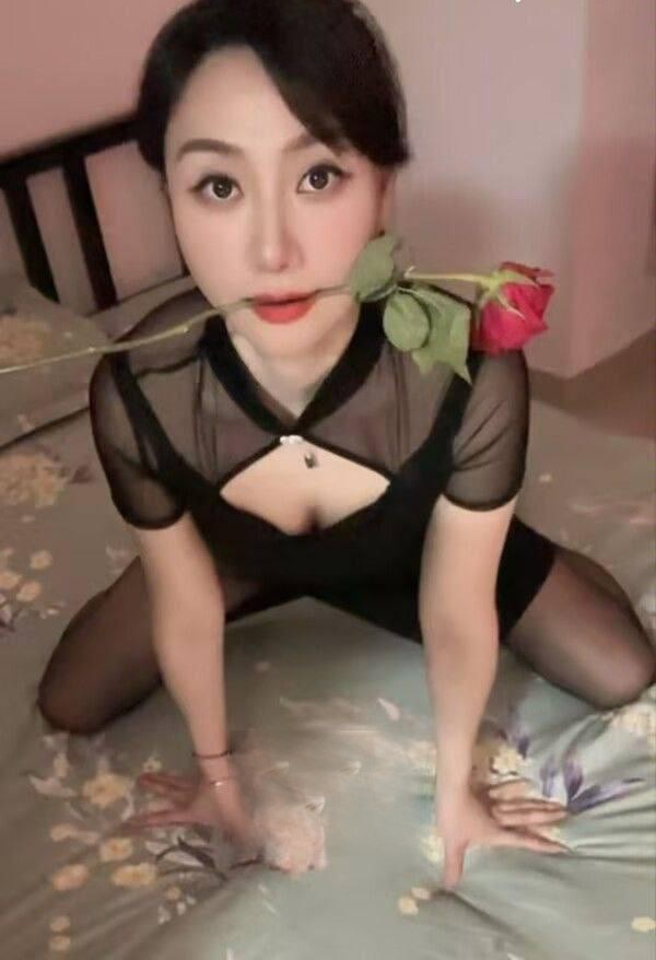 温柔感性的熟女