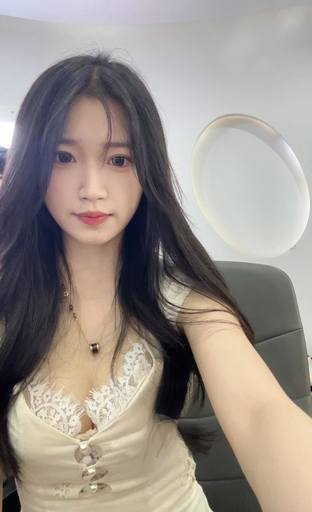 北京辣妹子，上好的炮架子，喷水如撒尿，好比水龙头