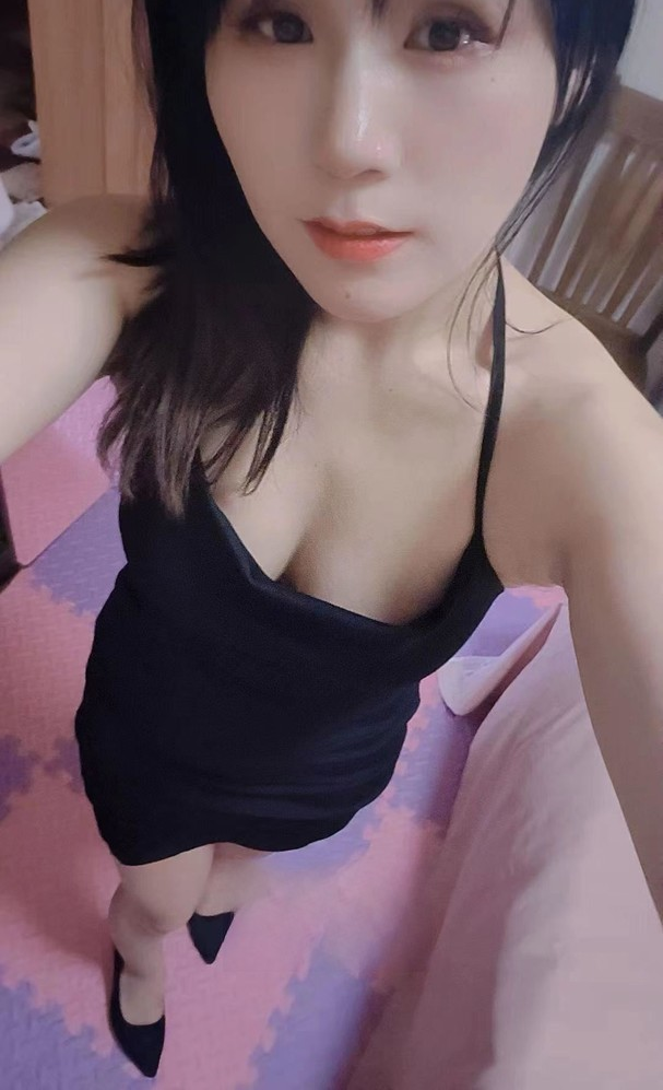 仙鹤街小少妇