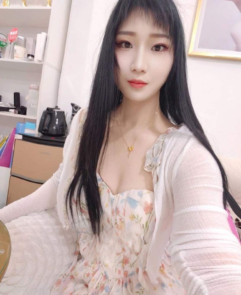 光谷服务系小姐姐