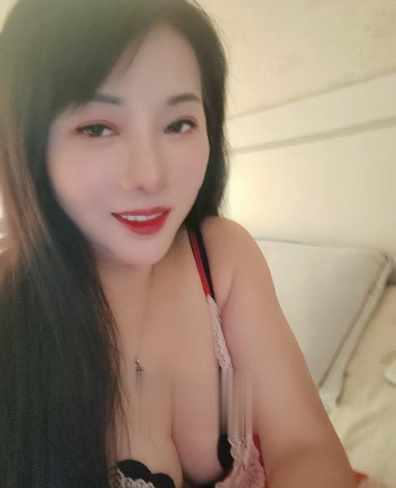 能操丰满圆润四川熟女