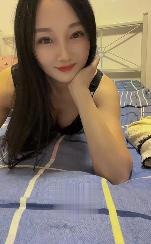 很爽的熟女姐
