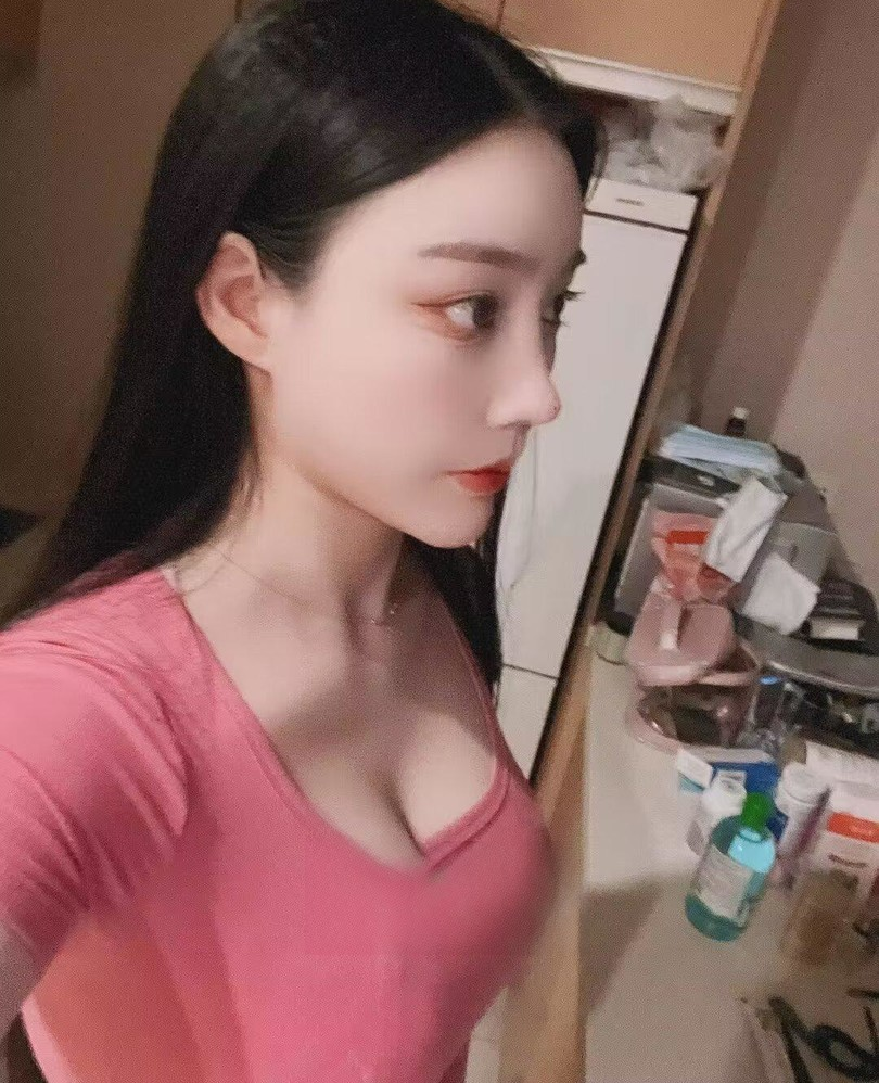 南开大长腿御姐的身材