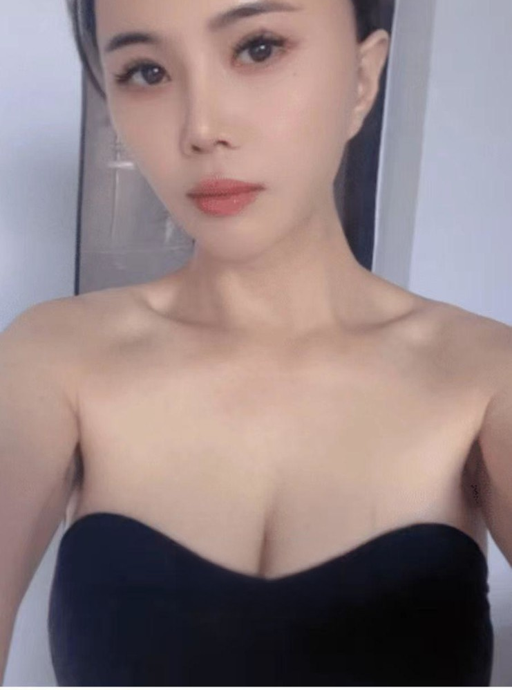 清纯妹子干的奶子