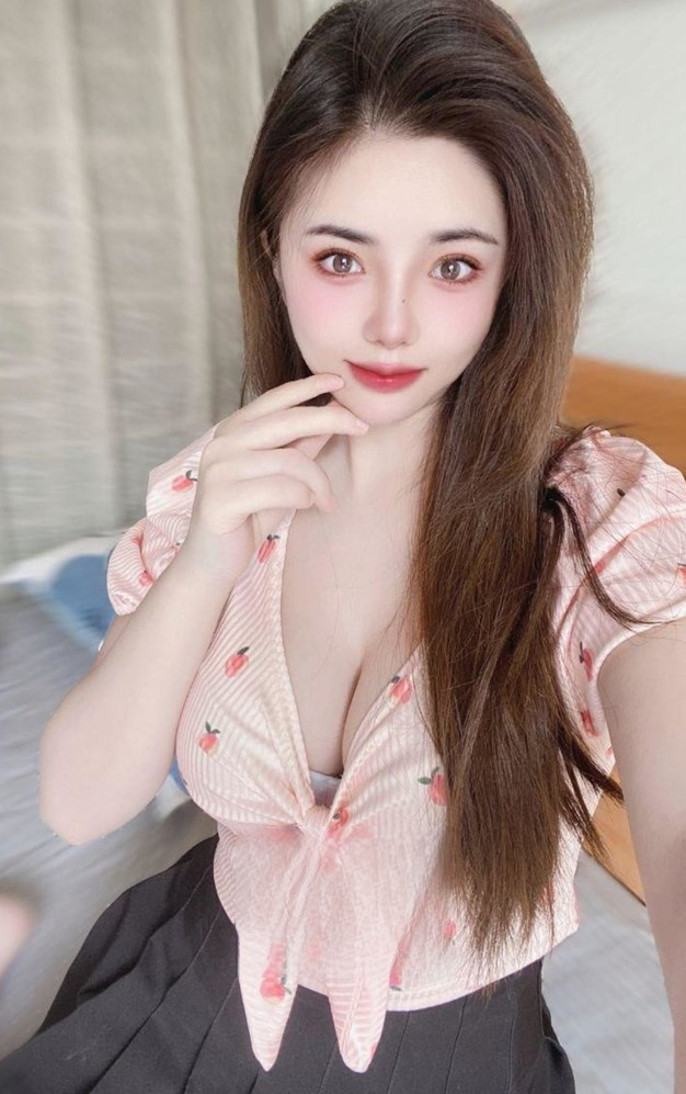 大奶性感娇货榨汁非常棒