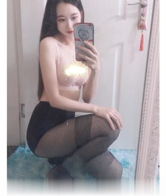 广州黑丝骚妹