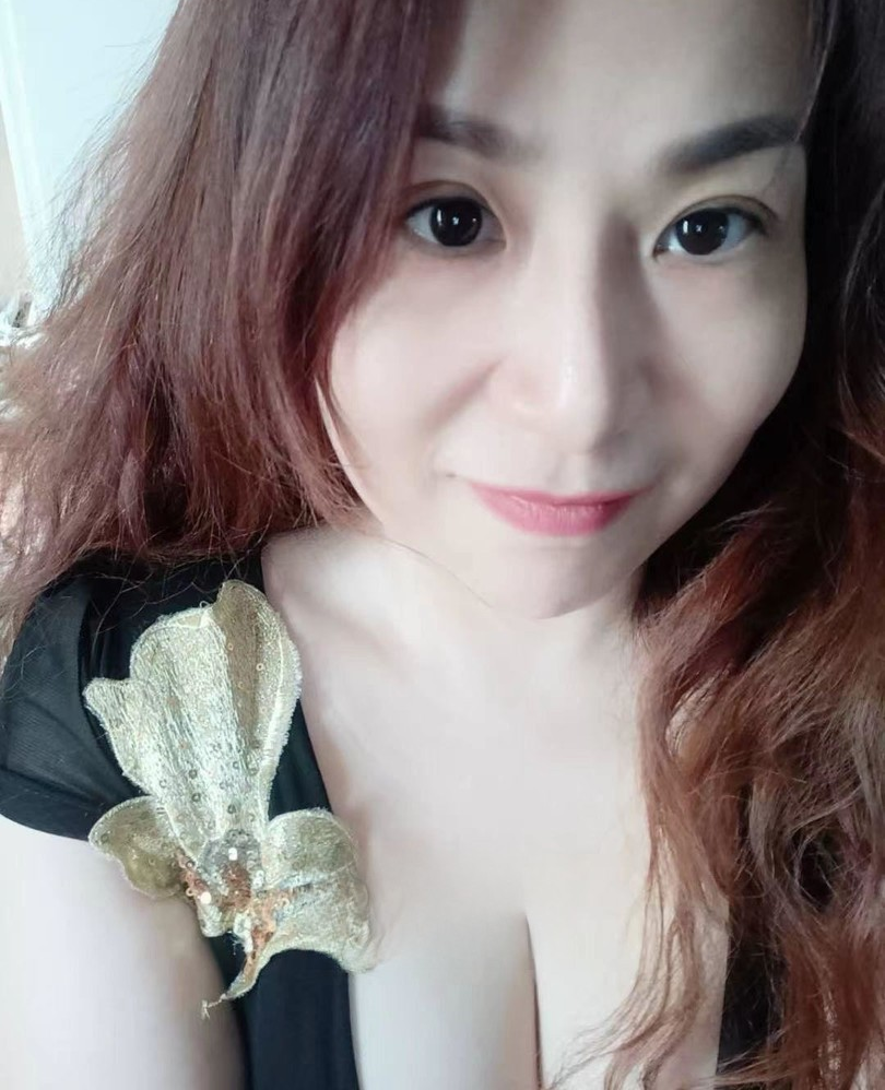 大奶御姐